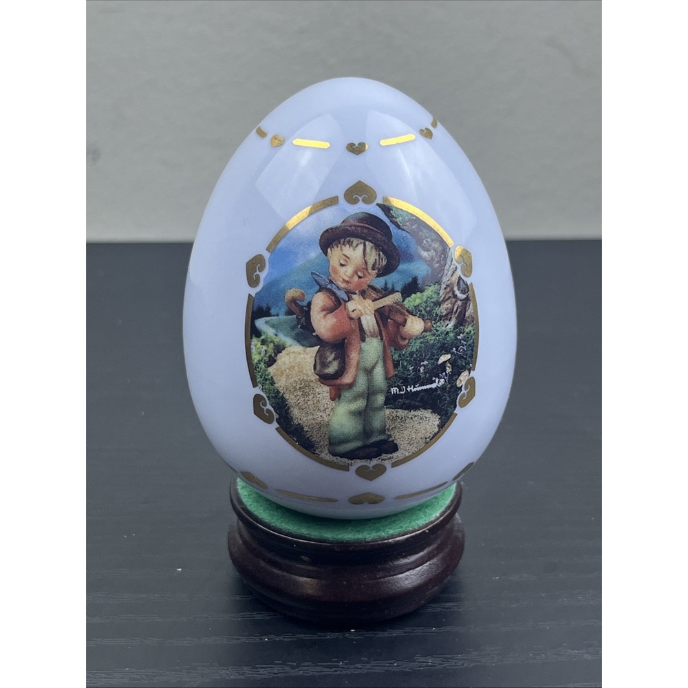 1994 Danbury Mint M.J. Hummel "Little Fiddler" Blue Porcelain Easter Egg w/ Stan
